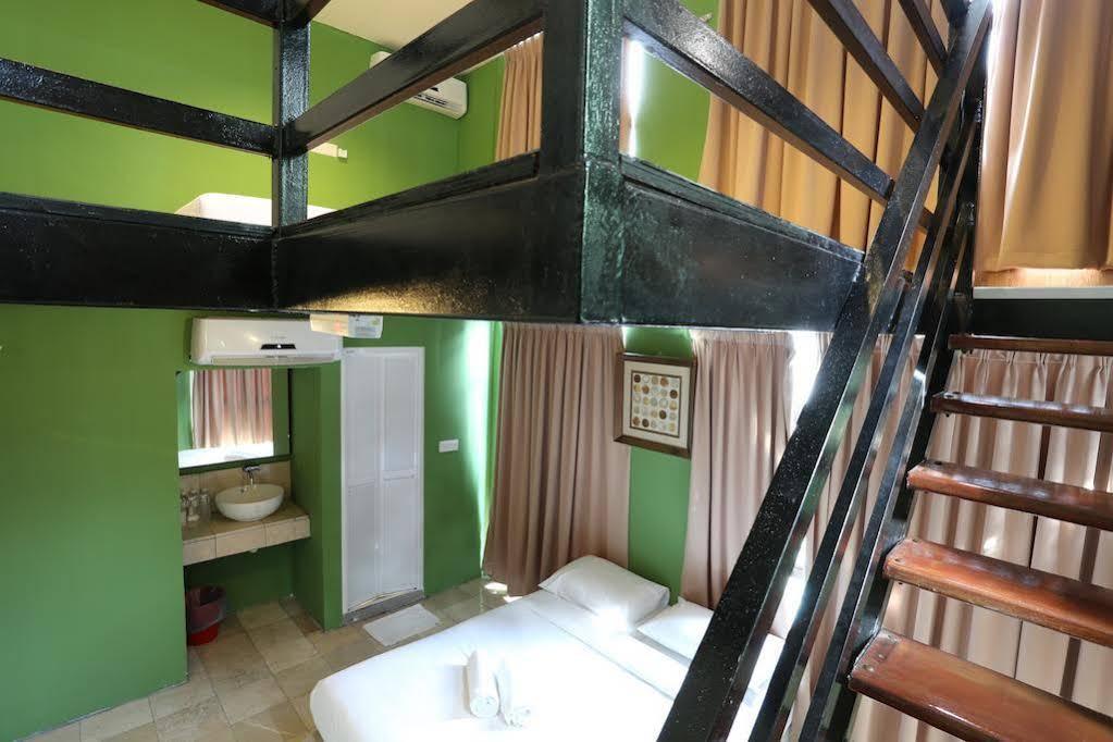 New Town Hotel Usj Sentral Subang Jaya Extérieur photo