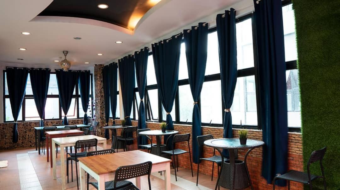 New Town Hotel Usj Sentral Subang Jaya Extérieur photo